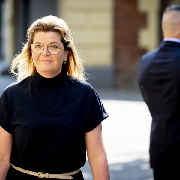 Stikstofminister Van der Wal tevreden: 30.000 boeren gebruikten rekentool uitkoopregeling