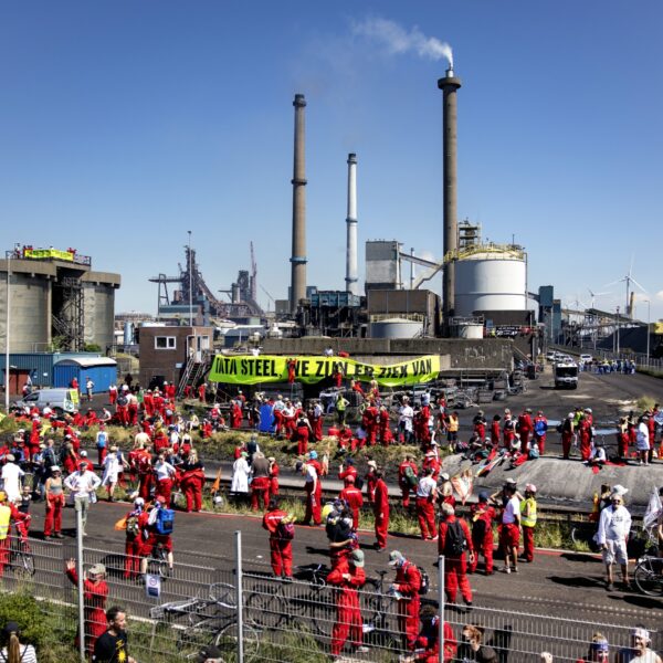 Greenpeace: burgemeesters treden steeds harder op tegen demonstranten