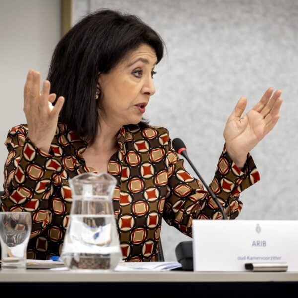 Arib in rechtszaal: beschuldigingen grensoverschrijdend gedrag onder de loep