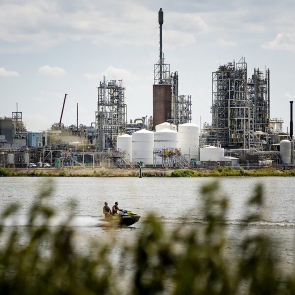 Omwonende Kees wil Chemours dicht hebben: 'In de wijk staat een kankerflat'