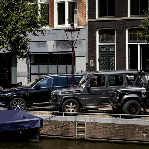 Wethouder verkeer Amsterdam: 'Een SUV is natuurlijk helemaal niet nodig in Nederland'