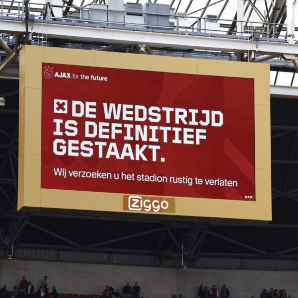 Gestaakte Klassieker woensdag uitgespeeld: 'Ajax heeft geen recht van spreken'