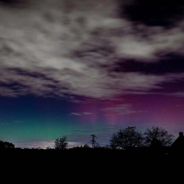 Wat is de beste plek en het beste moment in Nederland om het noorderlicht te zien?