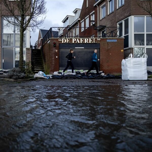 Podcast De Dag: Hoogwatervrees op het Visserseiland