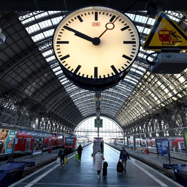 Eindeloze vertraging: waarom besteedt Duitsland zo weinig aan de Deutsche Bahn?