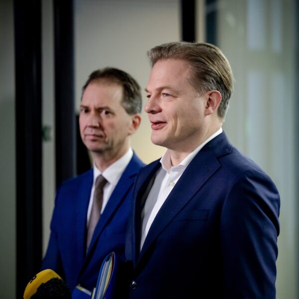 'Niet ondenkbaar dat Omtzigt later opnieuw met PVV, VVD en BBB om tafel wil'