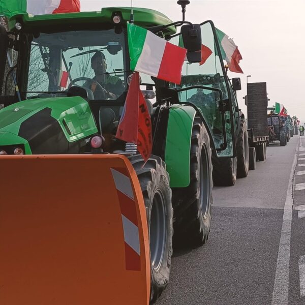 Italiaanse boeren geven muziekfestival politiek tintje