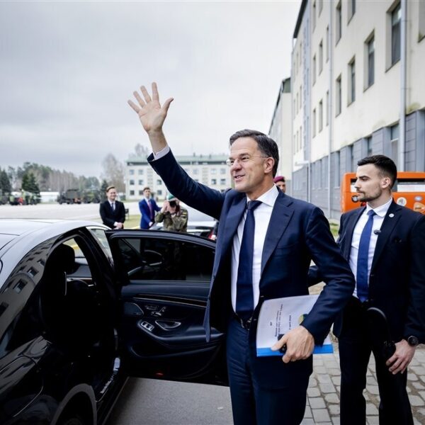 Stand.nl: 'Mark Rutte is precies wat de NAVO nu nodig heeft'