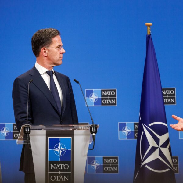 Politie: wees terughoudend met evenementen rondom NAVO-top volgend jaar