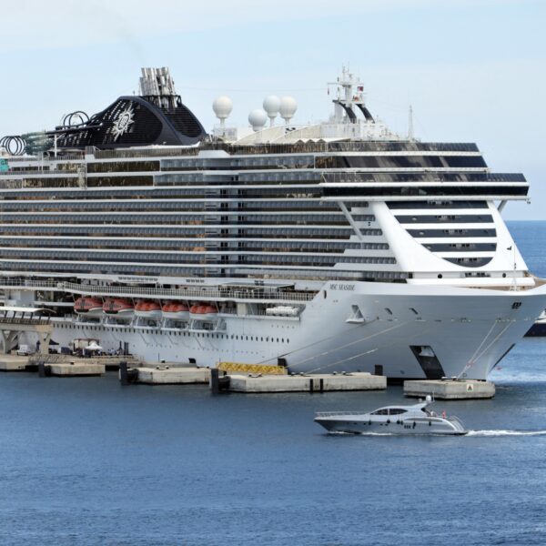 Reclame Code Commissie fluit cruiseschipbedrijf MSC terug vanwege onjuiste milieuclaims