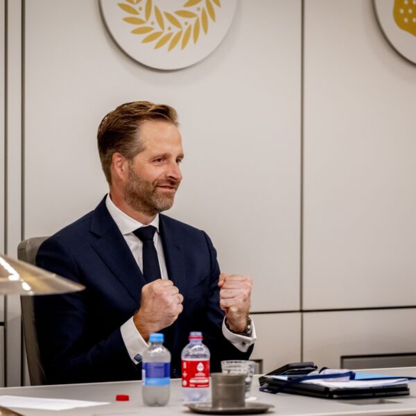 Huurwet van Hugo de Jonge 'rijdt meer woningen bouwen volledig in de wielen'