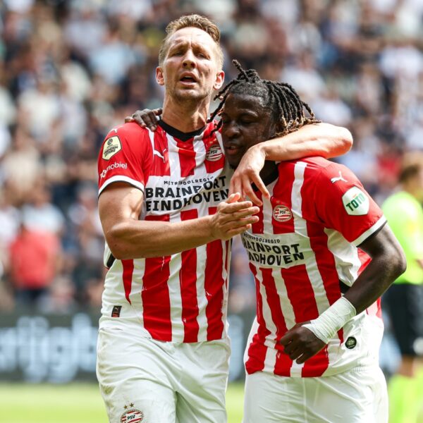Stelling van Borst: 'PSV wordt weer kampioen, zonder de suprematie van vorig jaar'