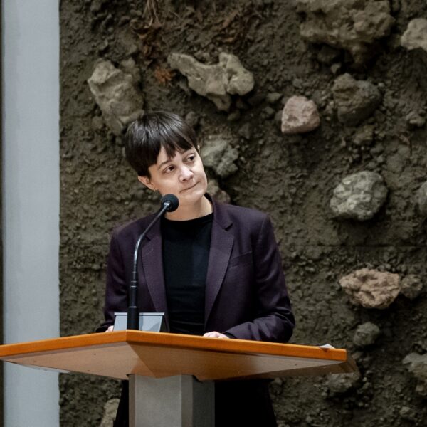 Berekeningen van pensioenfondsen zijn misleidend, zegt NSC-Kamerlid Agnes Joseph: 'In oude systeem word je arm gerekend'