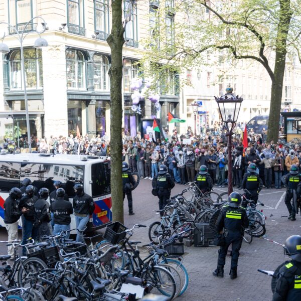 Politiebond wil bodycams voor ME’ers na spanningen rond demonstraties