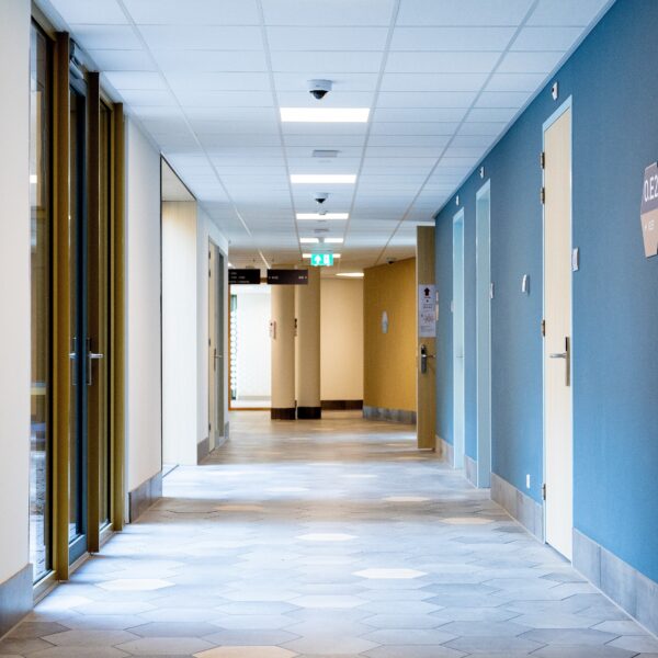 Hoe kunnen de ellenlange wachtlijsten bij de GGZ opgelost worden?