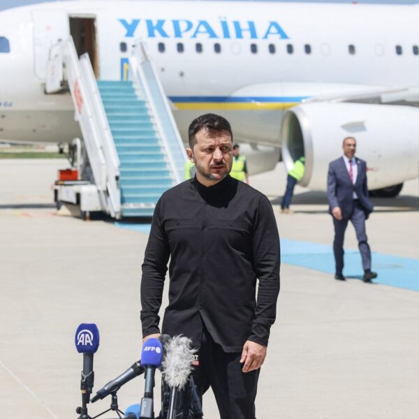 Podcast De Dag: om tafel - of niet - met Rusland