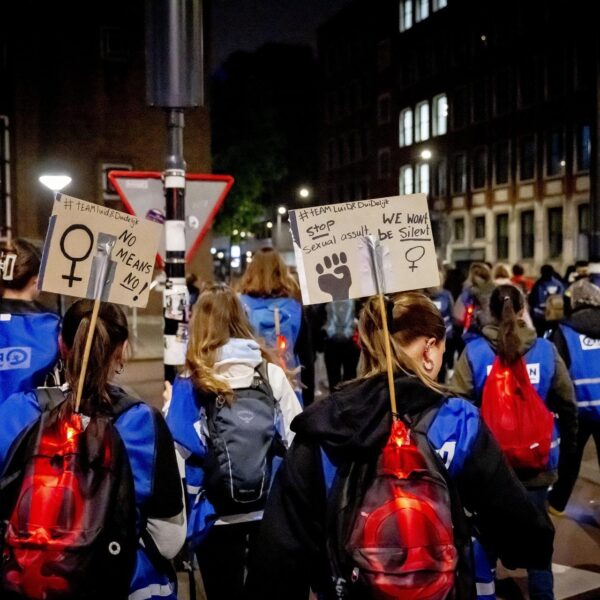 Recordaantal meldingen straatintimidatie, vooral in Rotterdam