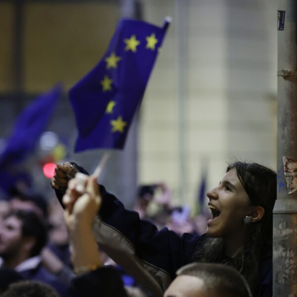 Podcast De Dag: waarom de 'Roemeense Trump' NIET won