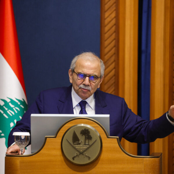 Nieuwe Libanese premier: 'Hij staat op de schouders van een hele beweging'