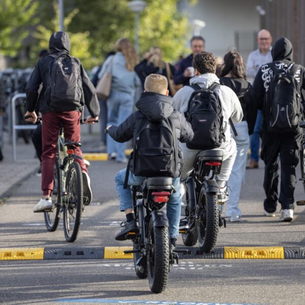 Podcast De Dag: Beverwijk, online en offline