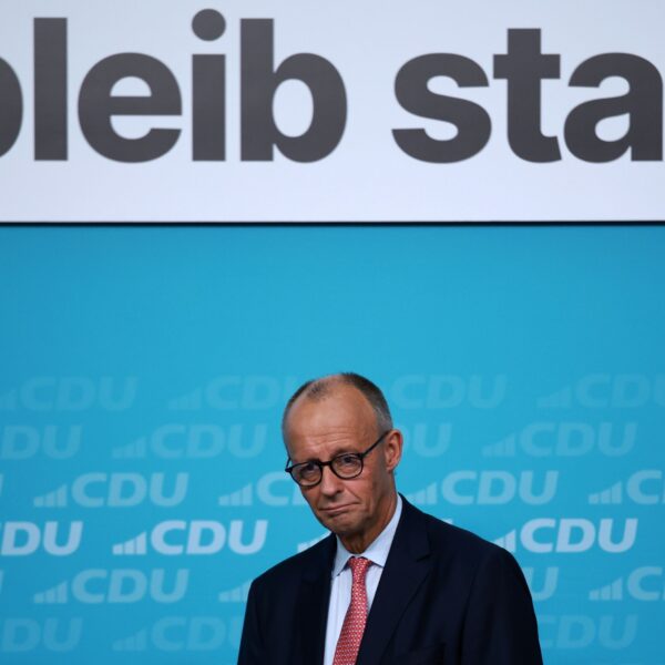Podcast De Dag: Friedrich Merz, kanselier in crisis