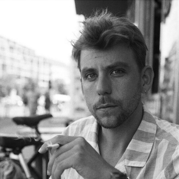 Journalist Arnaud De Decker blijft terugkeren naar Oekraïne: 'Ik miste de adrenaline van het werk'