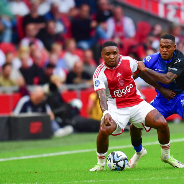 Stelling van Borst: 'Steven Bergwijn is ongeschikt als aanvoerder van Ajax'