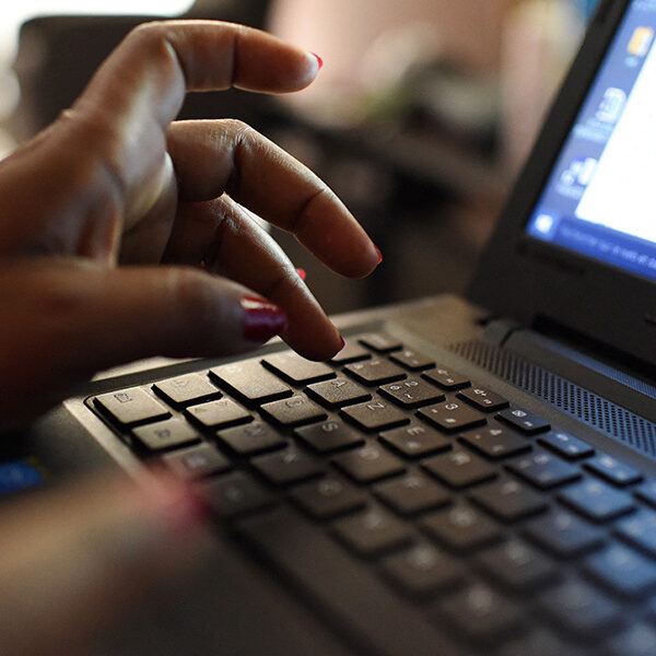 Criminelen zijn er dol op, maar is surfen op het dark web strafbaar?