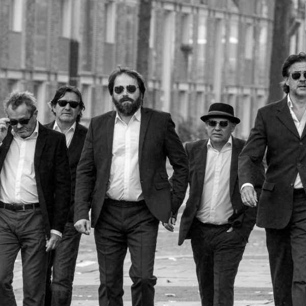 De Verleiders maken theater over consultancy: 'Von der Leyen heeft innige band met McKinsey'