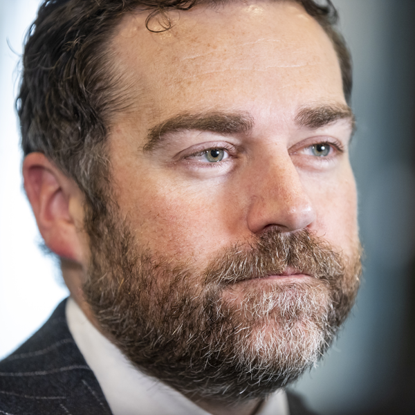 Dijkhoff aan VVD: haal geld om benzineaccijns te bevriezen niet uit Groeifonds