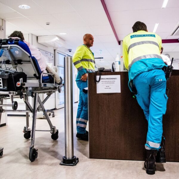 Steeds meer kinderen verliezen vingers door vuurwerk: 'Een cobra is als spelen met een handgranaat'