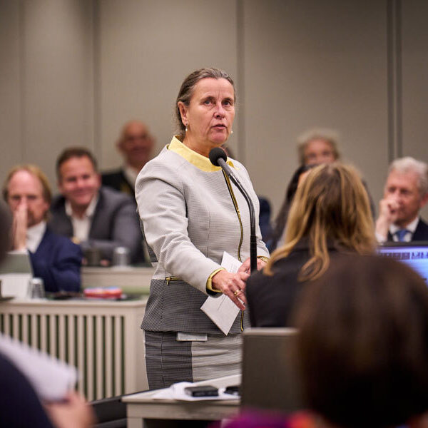 VVD-prominent Joustra heeft moeite met nieuw kabinet en minister Faber: 'LPF-gevoel bekruipt mij'