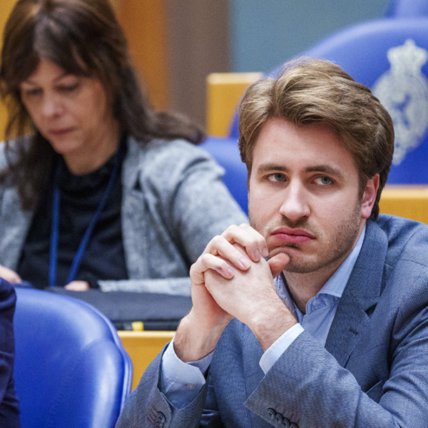 NSC-Kamerlid pleit voor behoud luchtalarmpalen: 'Volledig overstappen op NL-Alert kortzichtig en onveilig'