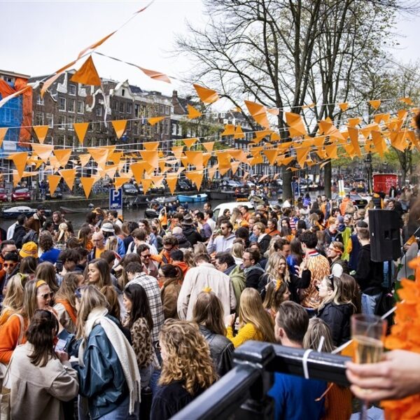 Stand.nl: 'We moeten Koningsdag koesteren'