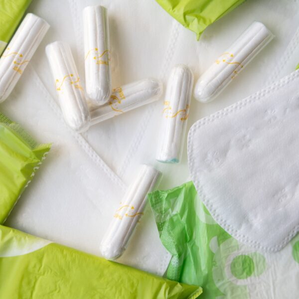 Op werkvloer 'scoor je geen punten met je menstruatie', maar is niet alleen een 'vrouwending'