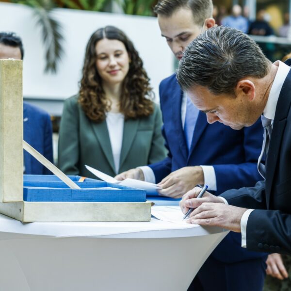 'Oh ja, het is Prinsjesdag': sentiment rondom miljoenennota 'nooit eerder zo bont geweest als nu'