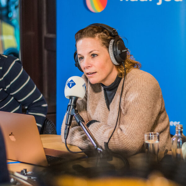 Roos Abelman nieuwe vaste presentator KRO-NCRV’s Spraakmakers