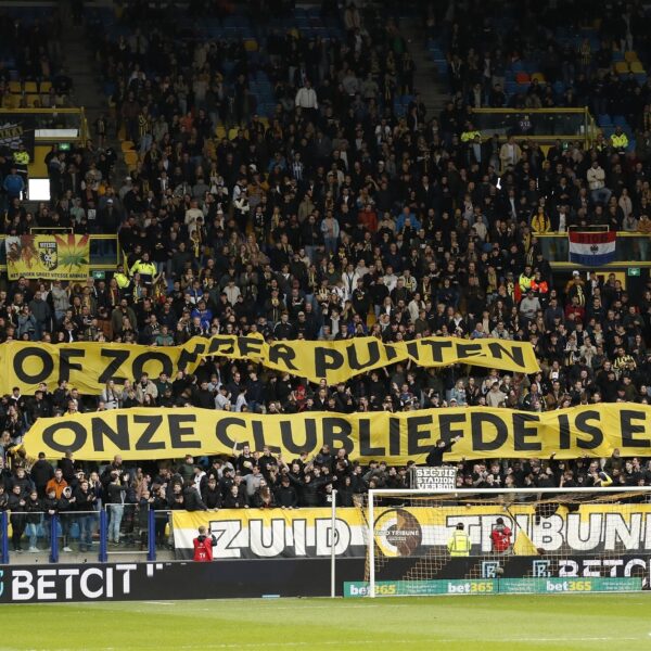 Lot Vitesse aan een zijden draadje; dit betekent het verdwijnen van een profclub uit de regio