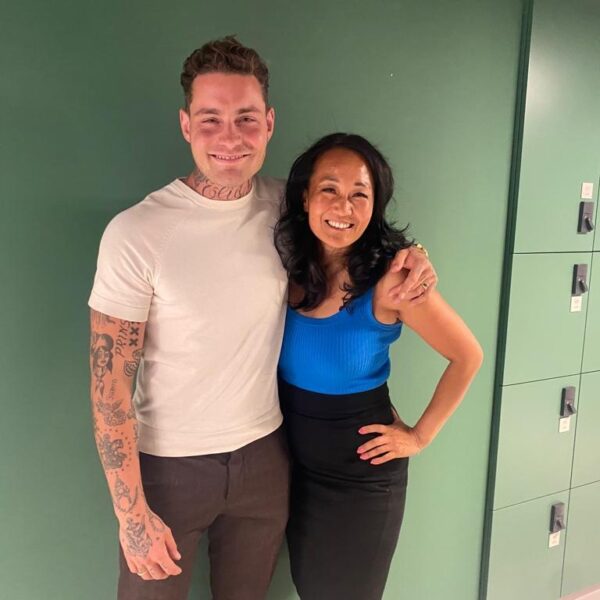 Douwe Bob wenst Yvonne Coldeweijer veel liefde toe