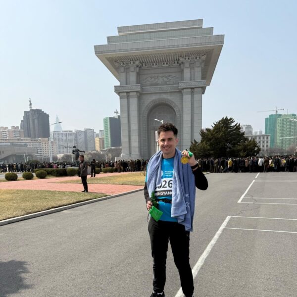 Podcast De Dag: 'Ik liep de halve marathon in Noord-Korea'