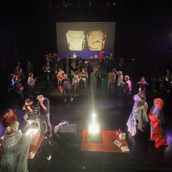 Hoe kijkt een kwal, een meeuw of een mangaanknol naar de oceaan?