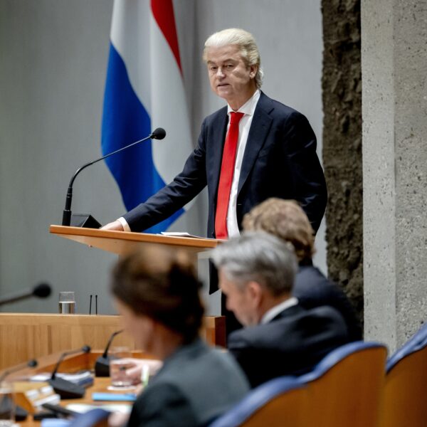 Debat over geweld in Amsterdam: 'Harde woorden en maatregelen werken polarisatie in de hand'