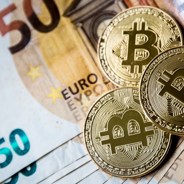 Digitale euro nieuwe geldvorm vanaf 2027? 'Mits politiek, ECB en publiek er klaar voor zijn'