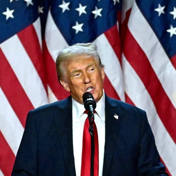 Trump wil crisiswet uit 1807 inzetten, maar er is geen crisis.