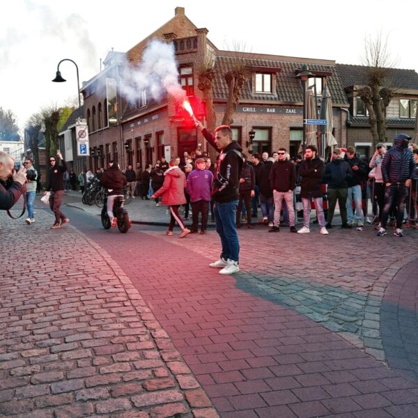 Podcast De Dag: Wat gemeenten (niet) hebben geleerd van azc-protesten