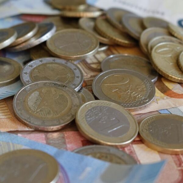 Mensen met hoge inkomens vaker financieel in de knel door leefstijlinflatie