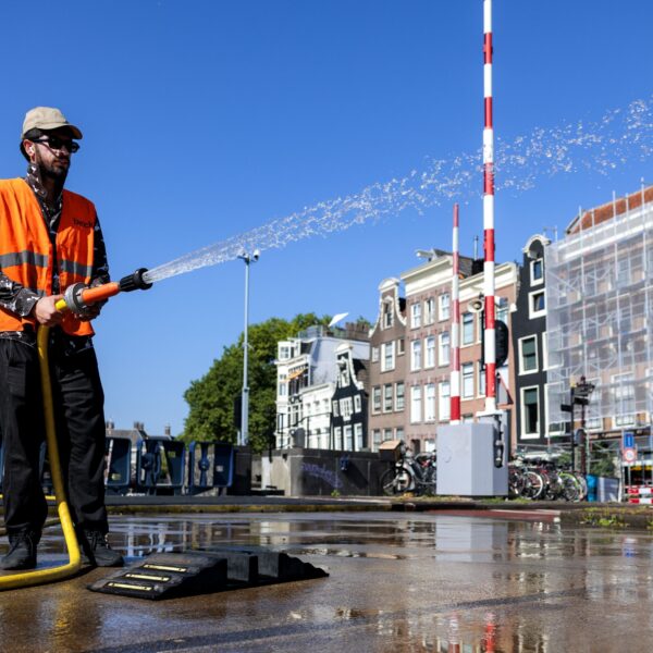 Moet er een groennorm komen voor gemeentes? 'Hittestress in stad is heel serieus onderwerp'