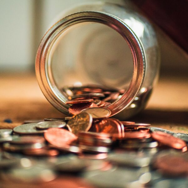 Steeds meer Nederlands spaargeld naar Europese banken: 'waarom is onze rente zo laag?'