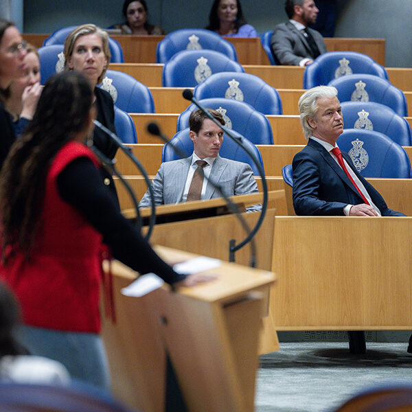 De tijd dringt, maar coalitie en Tweede Kamer willen met het oog op de verkiezingen overwinningen binnenslepen