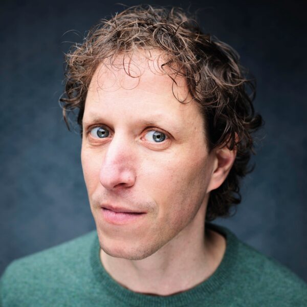 'Als televisie een aspirientje is, dan zijn de mobiele telefoons heroïne'